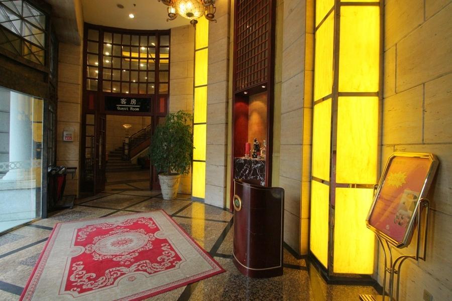 Manhattan Bund Business Hotel Shanghai Eksteriør billede